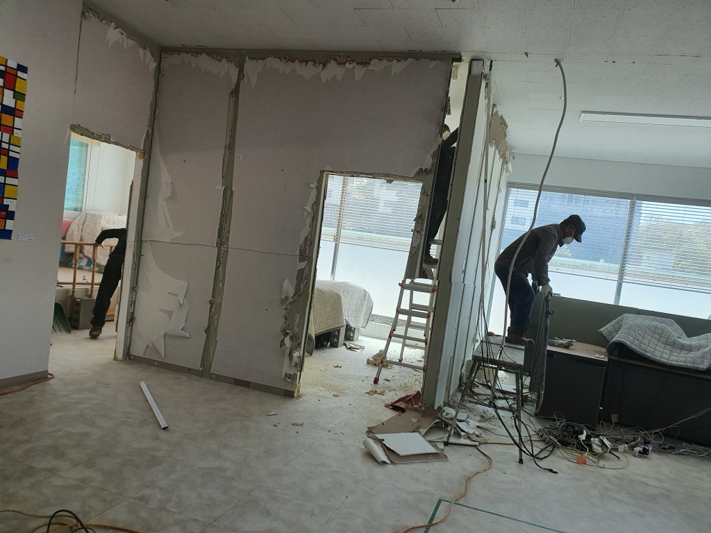 2000769928_FLaB1x5M_9152b86ec0441166bcbfb601f517957ac9ae3a48.jpg 이미지크게보기